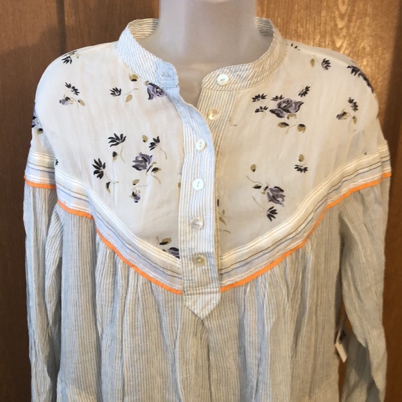Free People brand top Size small. NWT. - Picture 2 of 8